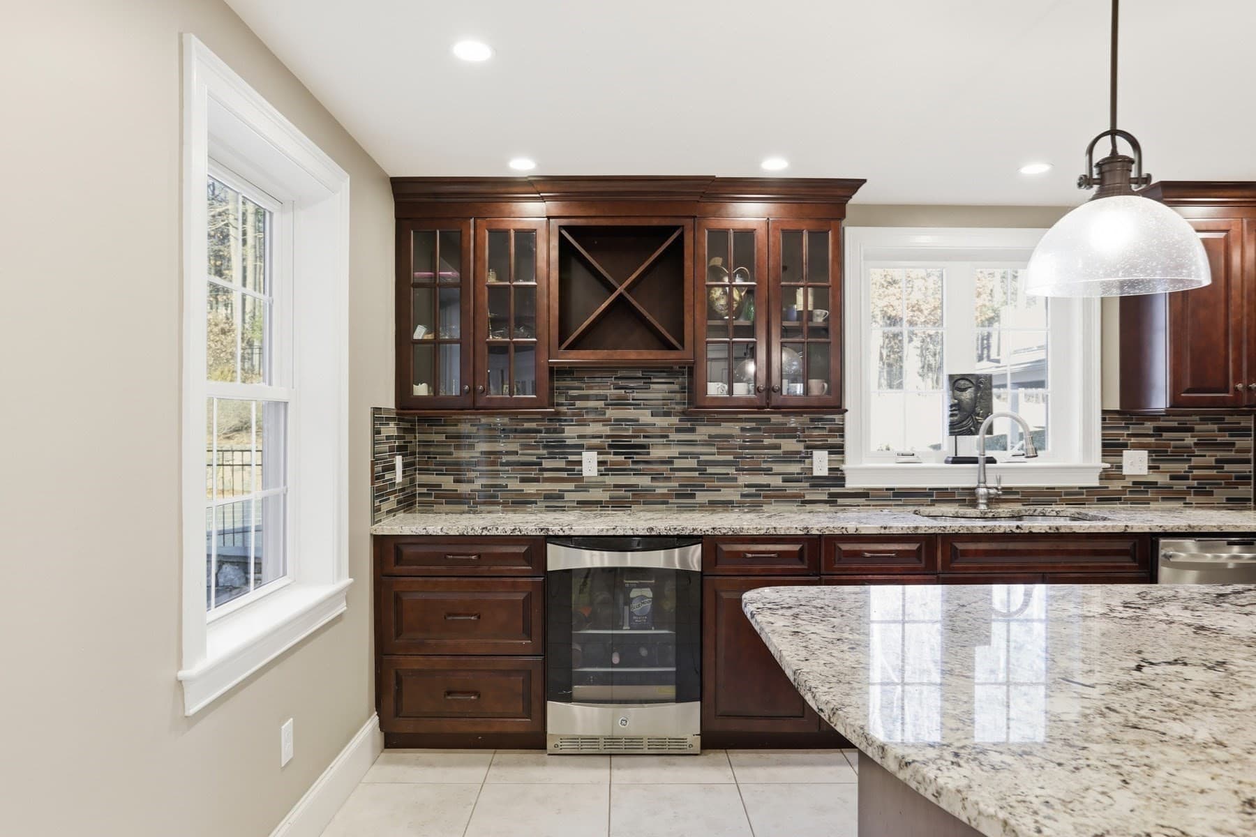 Single Family Residence at 71 Regency Place, North Andover MA 01845, North Andover, photo 8 of 42