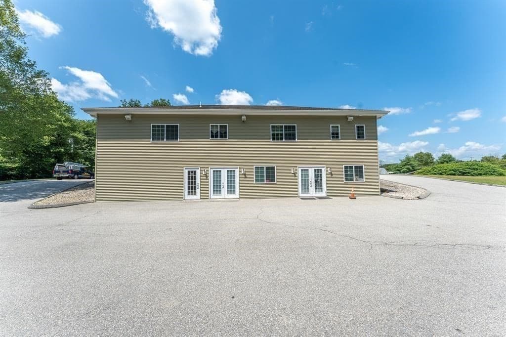 Commercial Sale at 20 Knollwood Drive, Canterbury CT 06331, photo 6 of 16