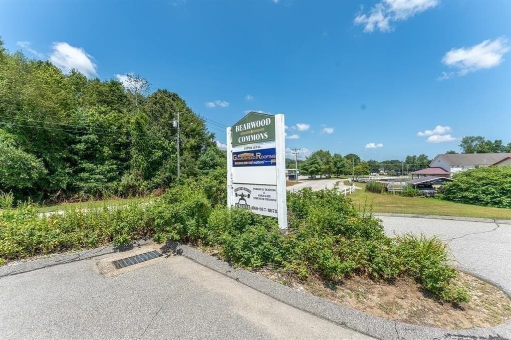 Commercial Sale at 20 Knollwood Drive, Canterbury CT 06331, photo 13 of 16