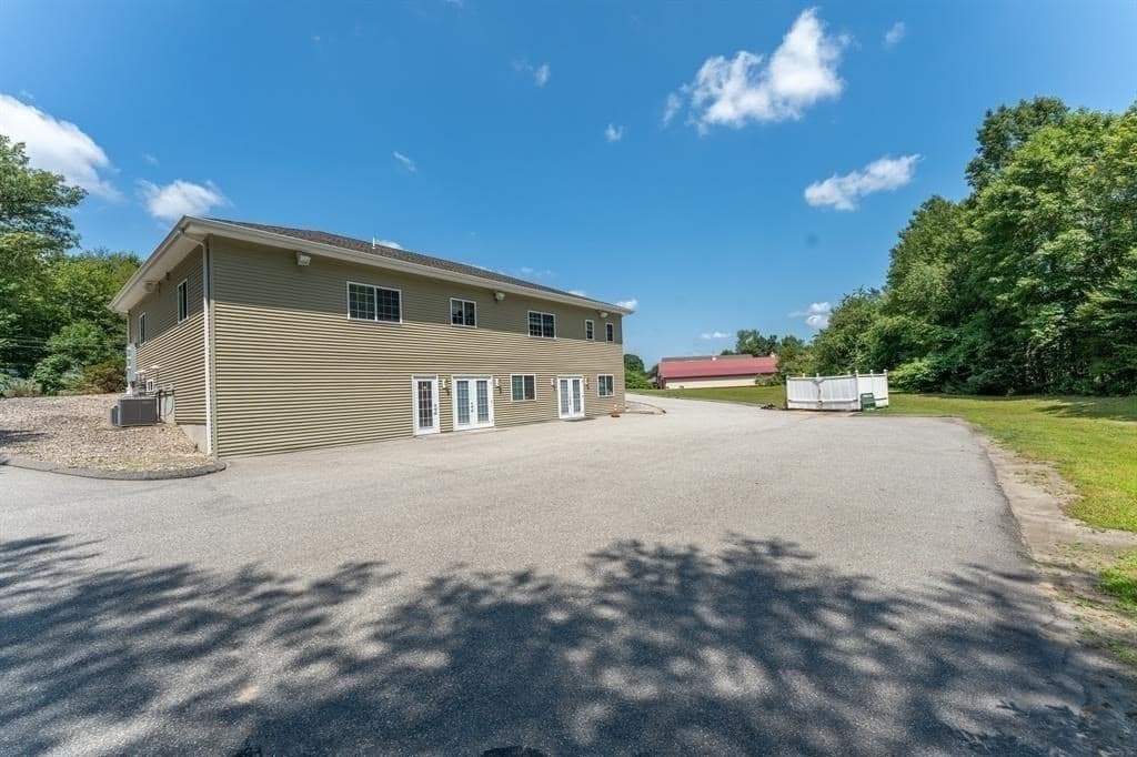 Commercial Sale at 20 Knollwood Drive, Canterbury CT 06331, photo 7 of 16