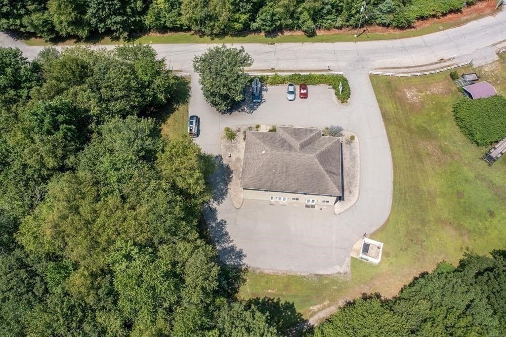 Commercial Sale at 20 Knollwood Drive, Canterbury CT 06331, photo 11 of 16