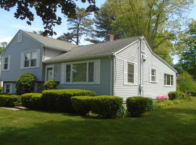 63 Meadowlark Dr, Longmeadow MA 01106 photo 2
