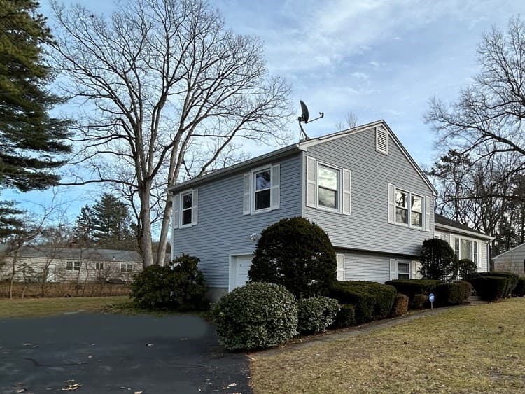 63 Meadowlark Dr, Longmeadow MA 01106 photo 3