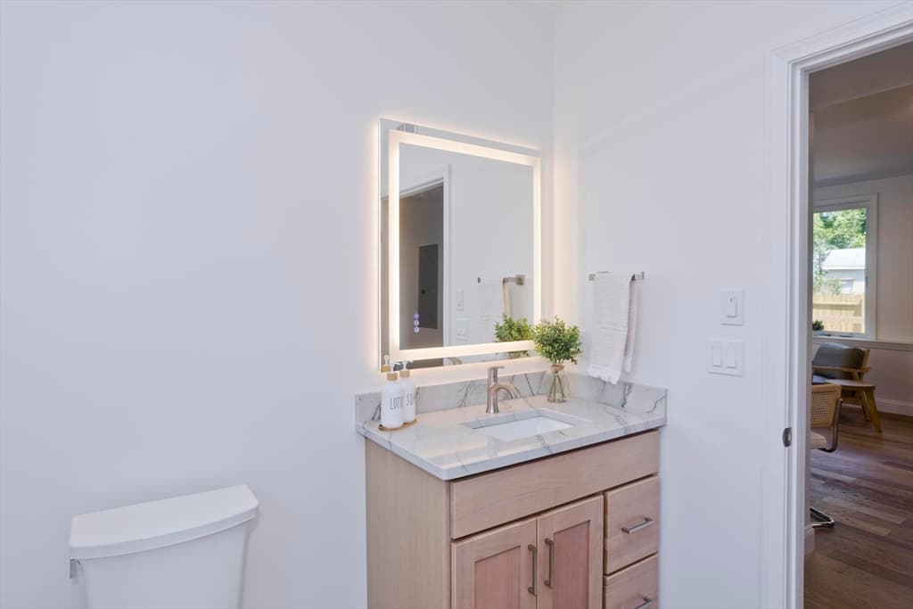 3 Family - 3 Units Up/Down at 107 Williams St, Northampton MA 01060, Northampton, photo 7 of 18