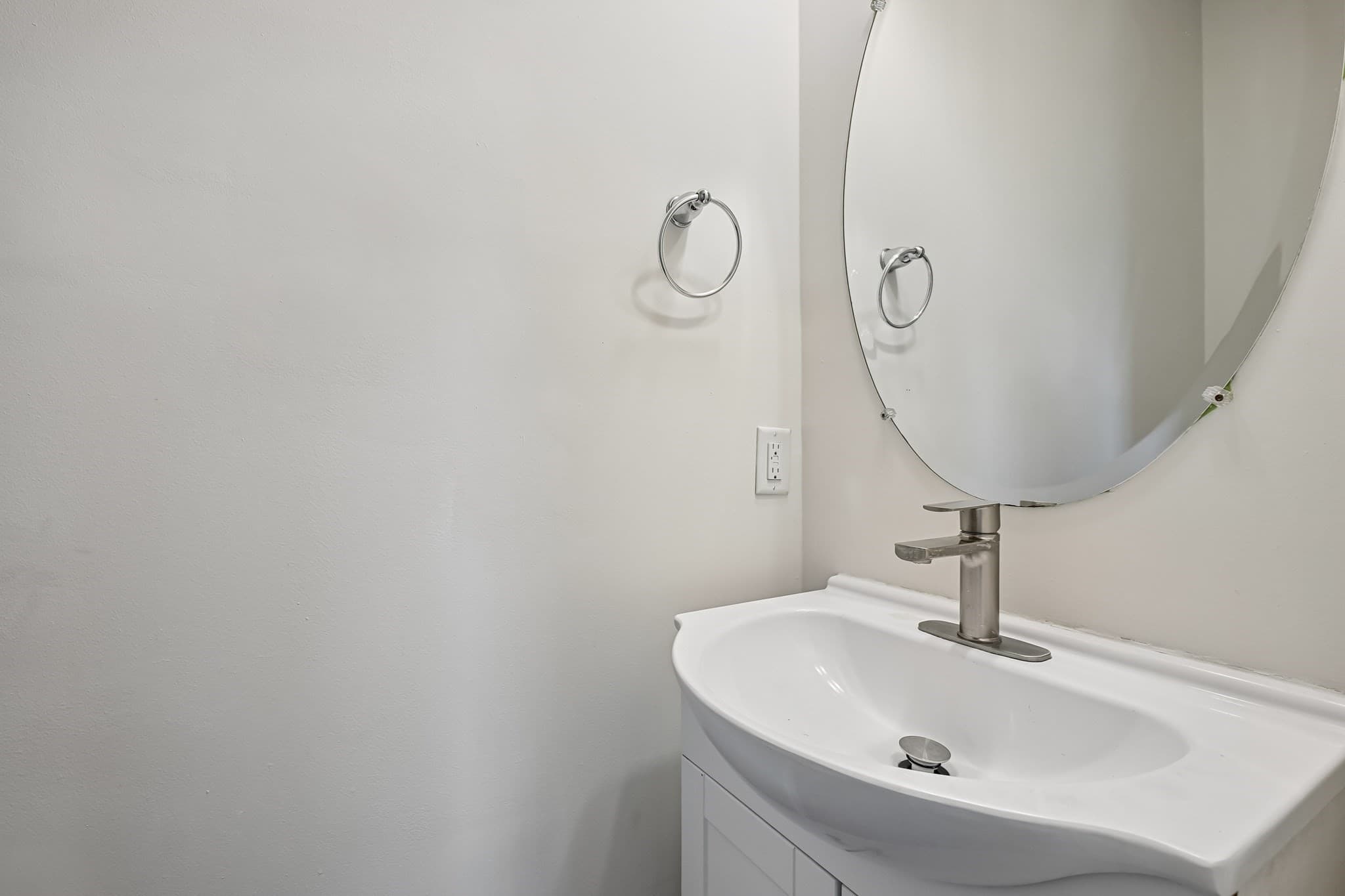 Condominium at 19 Crispwater Way # 178, Hopkinton MA 01748, photo 12 of 27