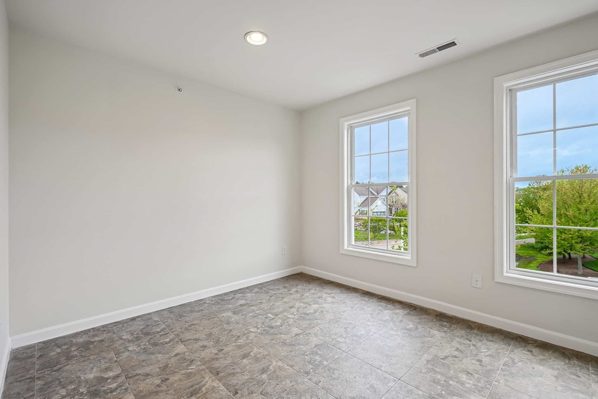 Condominium at 19 Crispwater Way # 178, Hopkinton MA 01748, photo 15 of 27