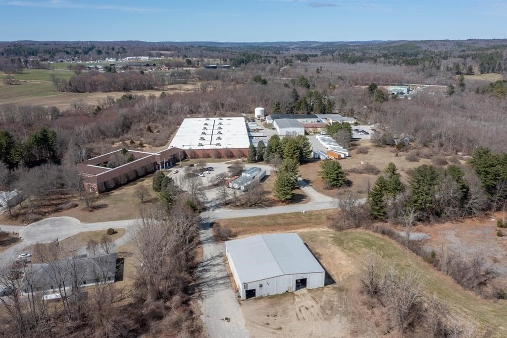 Commercial Sale at 30 Crabtree Lane, Woodstock CT 06281, photo 6 of 8