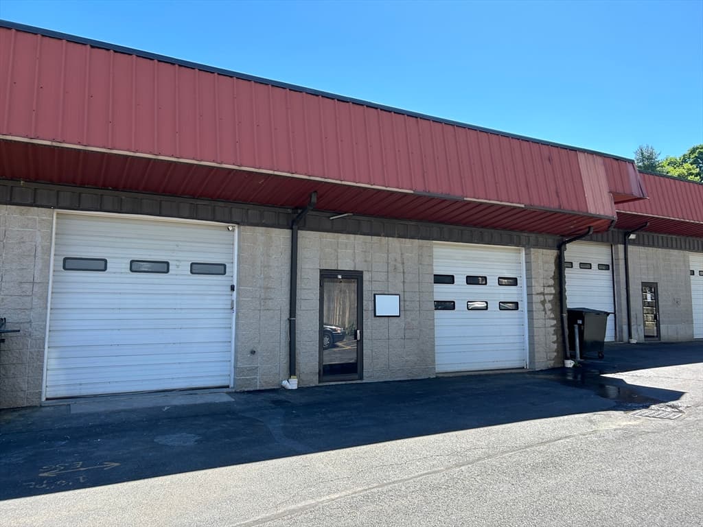 9 Bonazzoli Ave # 26, Hudson MA 01749 photo 3