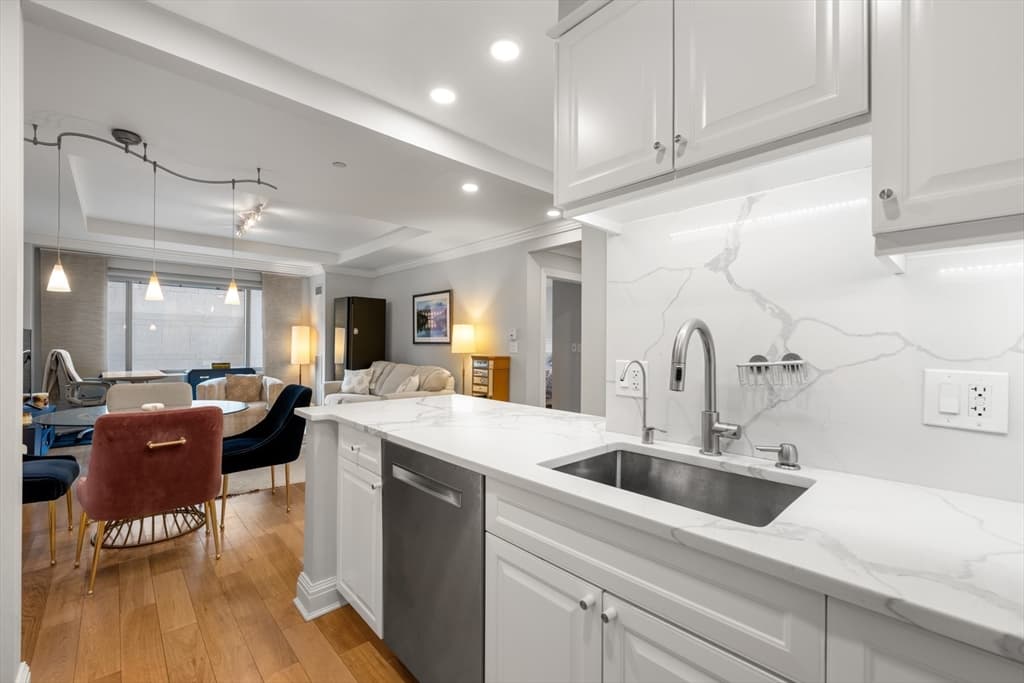 Condominium at 1 Huntington Ave # 302, Boston MA 02116, photo 6 of 21