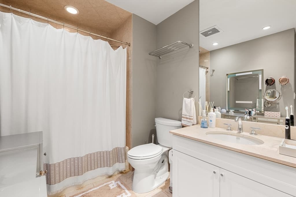 Condominium at 1 Huntington Ave # 302, Boston MA 02116, photo 13 of 21