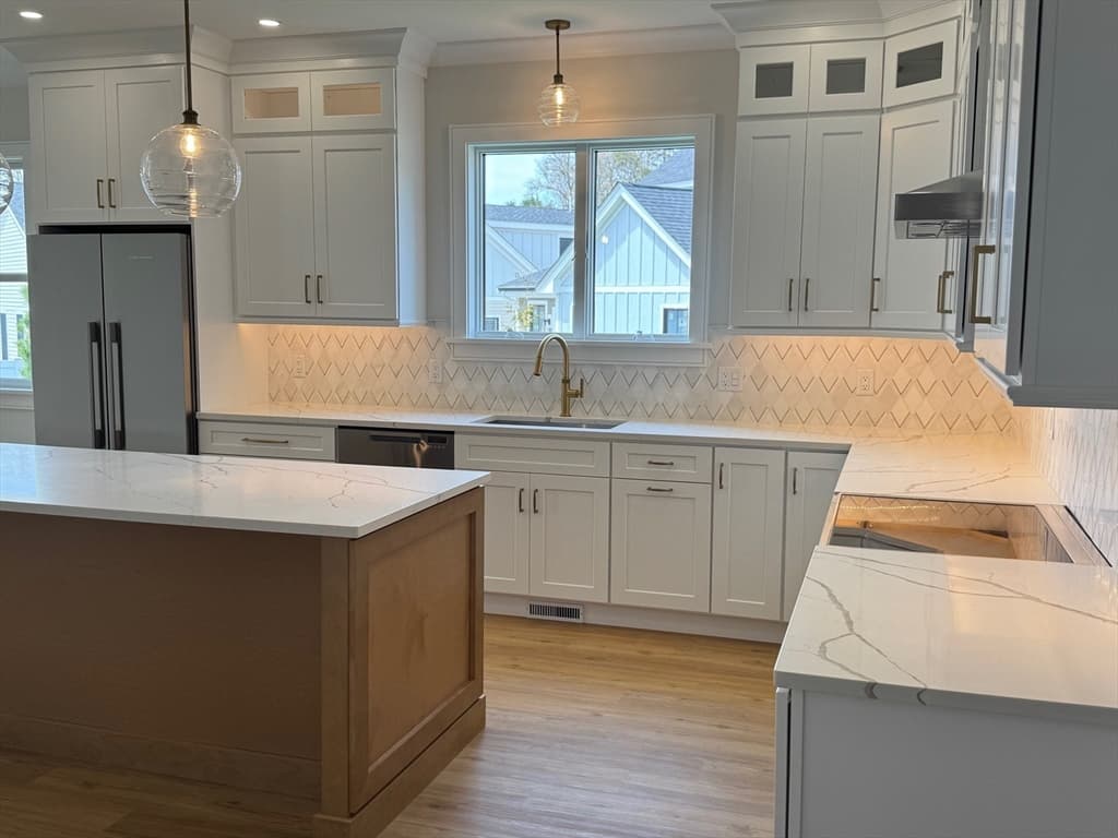 Single Family Residence at 21 Josiah Path, Falmouth MA 02540, Falmouth, photo 9 of 25