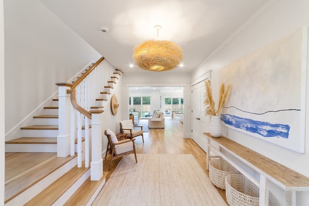 Single Family Residence at 38 Pinehurst Road, Edgartown MA 02539, Edgartown, photo 3 of 39