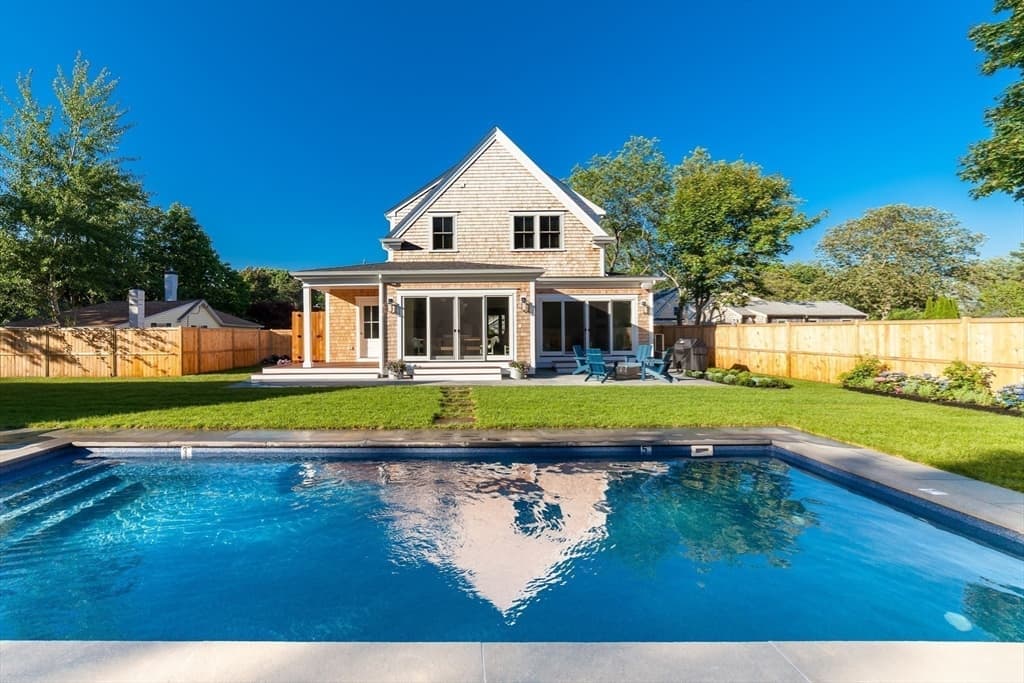 Single Family Residence at 38 Pinehurst Road, Edgartown MA 02539, Edgartown, photo 30 of 39