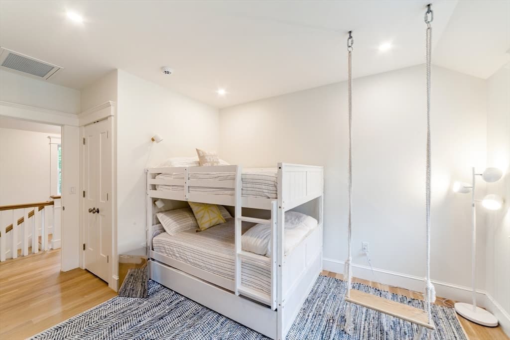 Single Family Residence at 38 Pinehurst Road, Edgartown MA 02539, Edgartown, photo 21 of 39