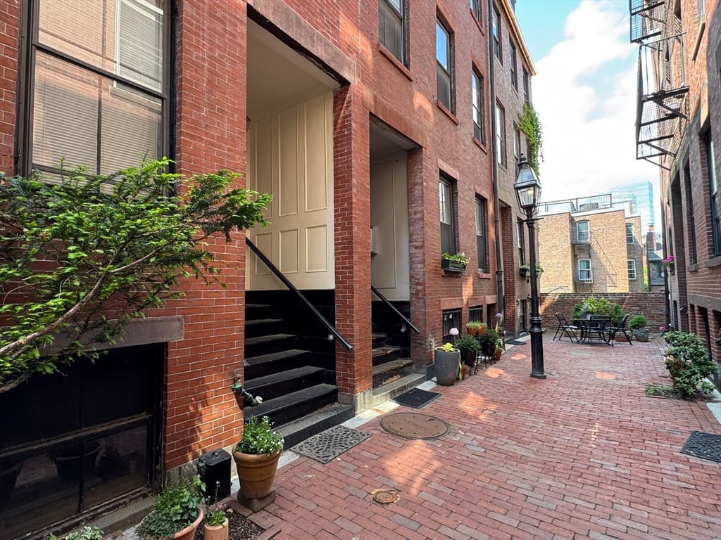 Condominium at 6 Goodwin Place # B, Boston MA 02114, photo 2 of 18