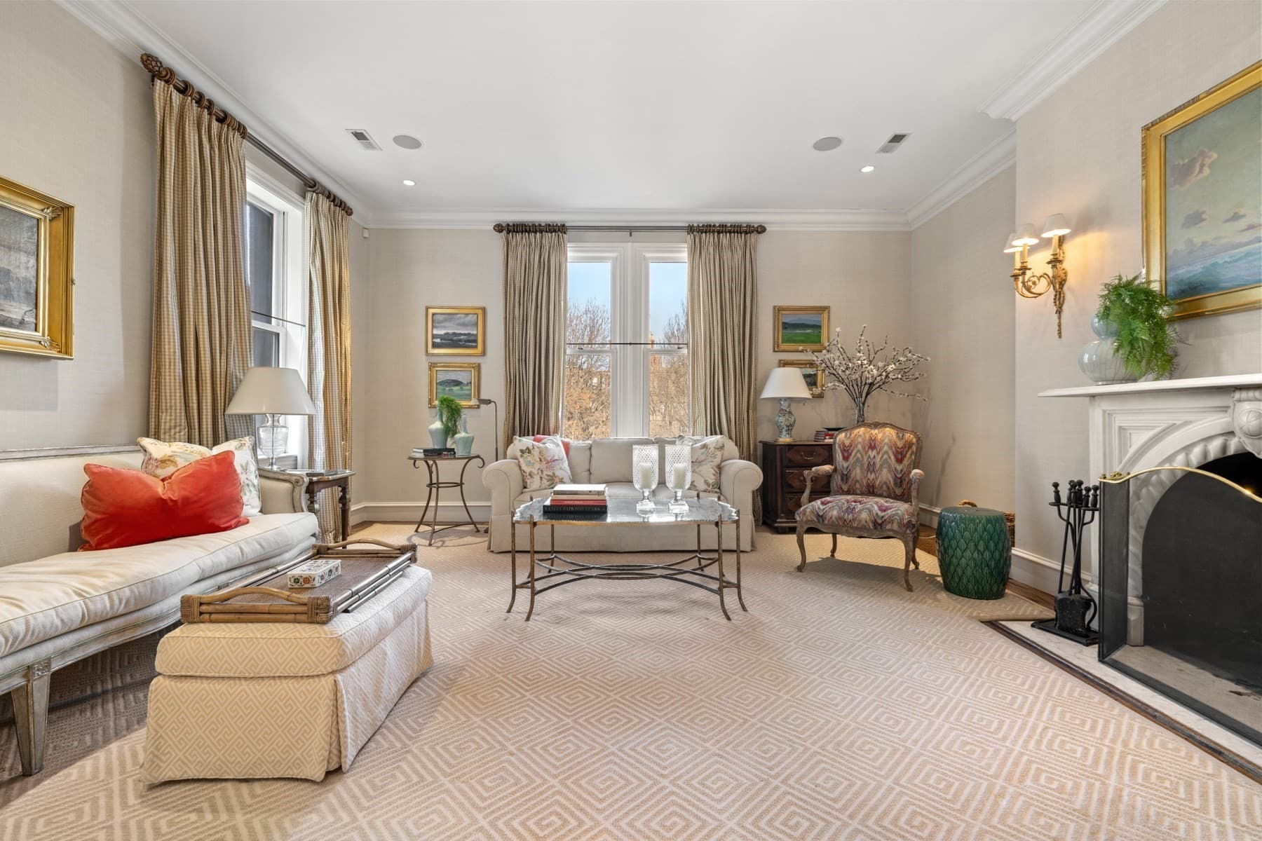 Condominium at 36 Commonwealth Avenue PH, Boston MA 02116, photo 4 of 32