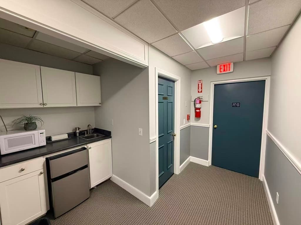 Commercial Sale at 9 Meriam St # 17, Lexington MA 02420, Lexington, photo 5 of 8
