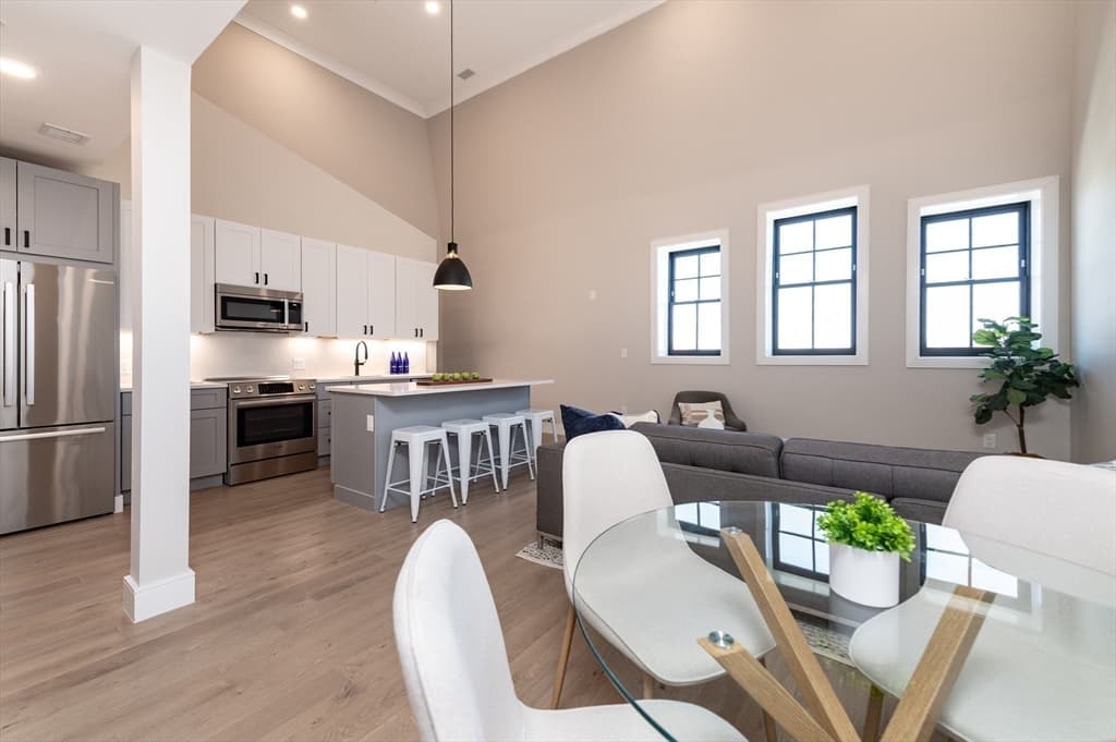 Condominium at 4 Franklin Street # 401, Boston MA 02134, photo 7 of 20
