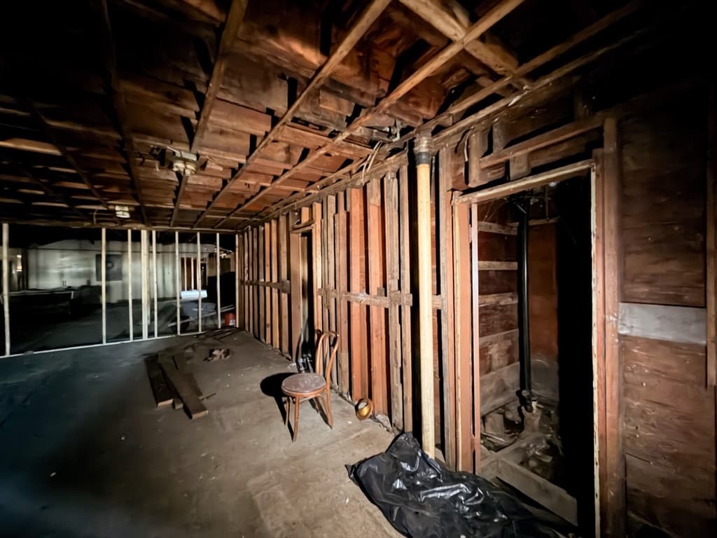6 Gillespie Rd, Charlton MA 01507 photo 9