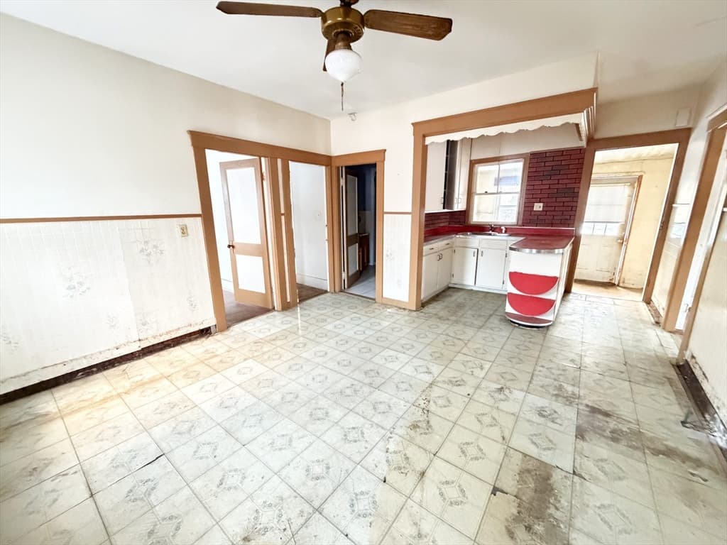 6 Gillespie Rd, Charlton MA 01507 photo 10