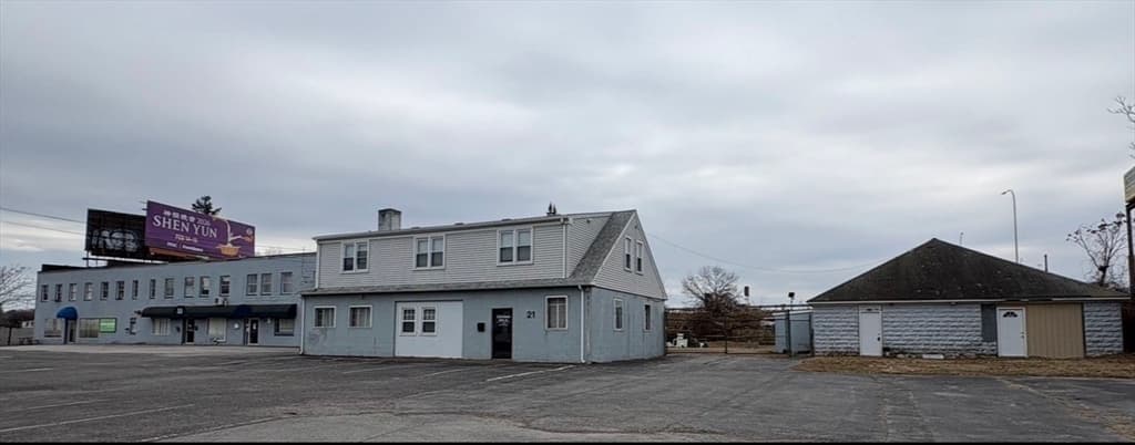 21-35 Agnes, East Providence RI 02914