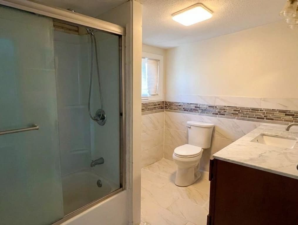 21-35 Agnes, East Providence RI 02914 photo 37