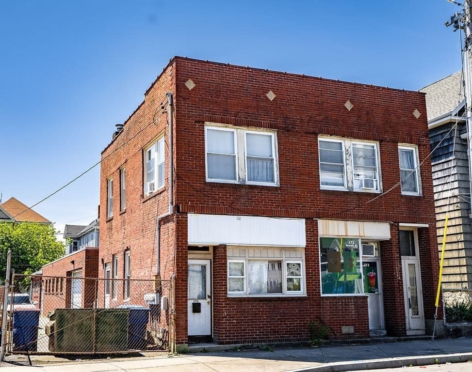 272 Sawyer St, New Bedford MA 02746 photo 3