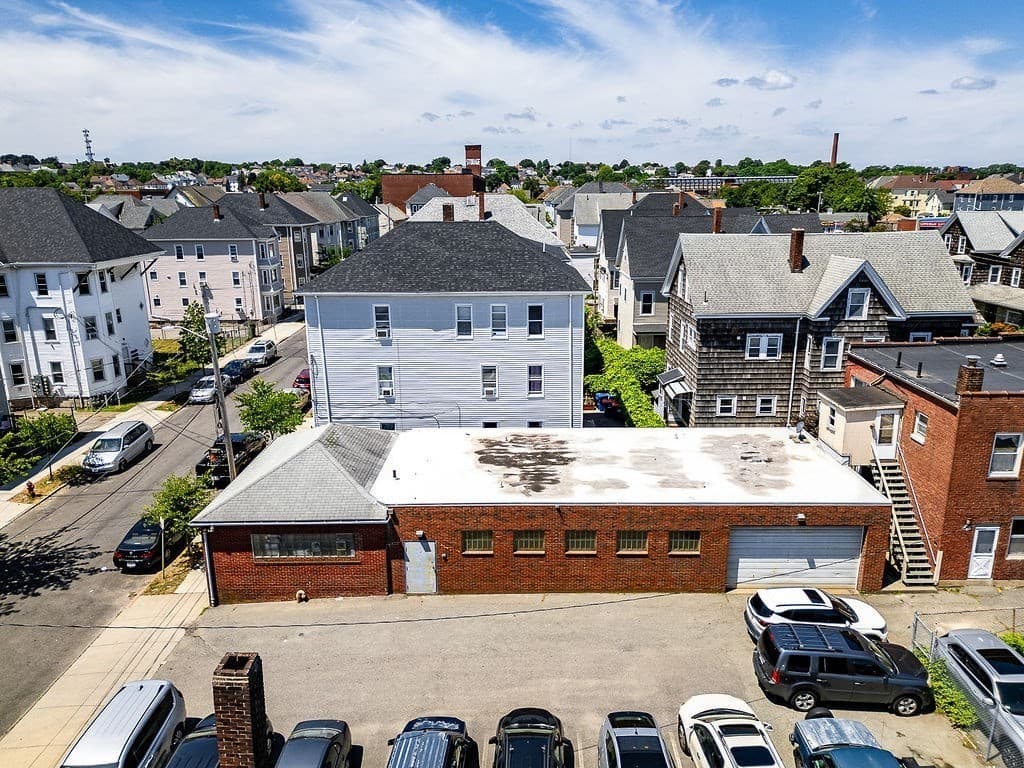 272 Sawyer St, New Bedford MA 02746 photo 14