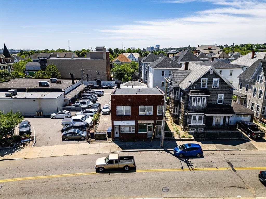 272 Sawyer St, New Bedford MA 02746 photo 19