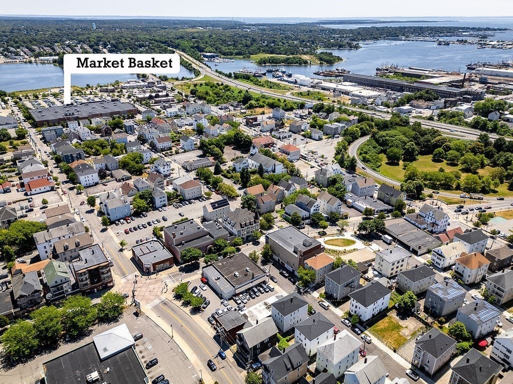 272 Sawyer St, New Bedford MA 02746 photo 25