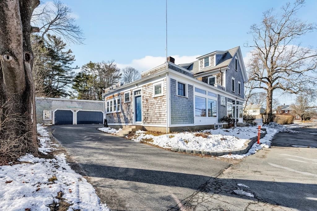 Single Family Residence at 896 Sandwich Rd, Bourne MA 02561, photo 2 of 32