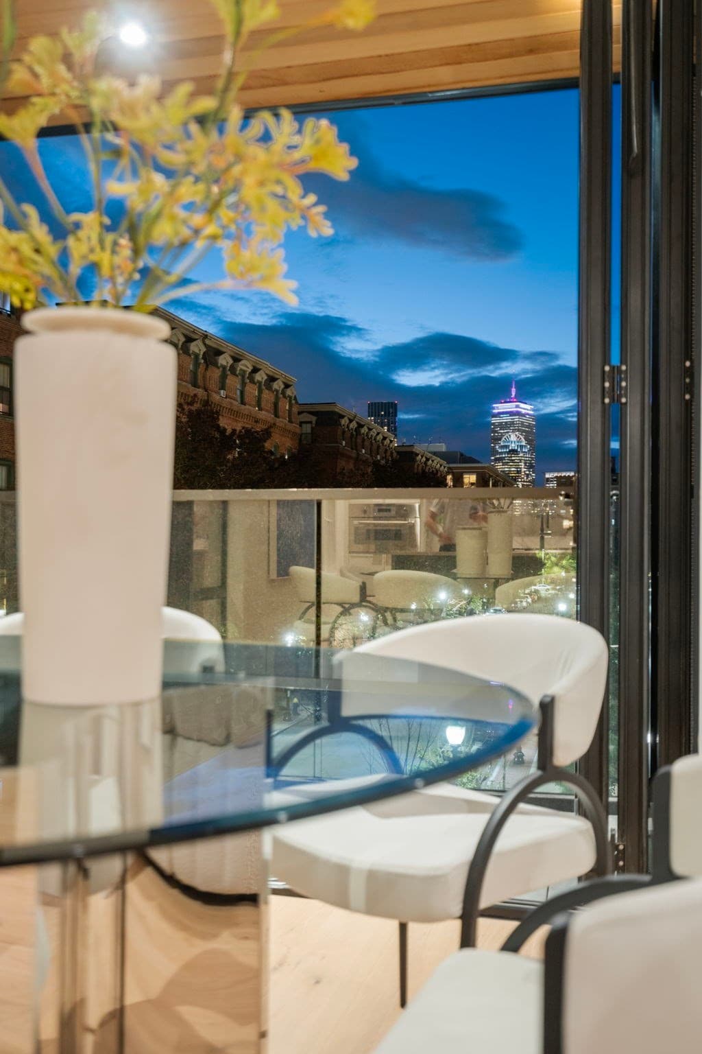 Condominium at 595 Albany Street # 302, Boston MA 02118, photo 11 of 28