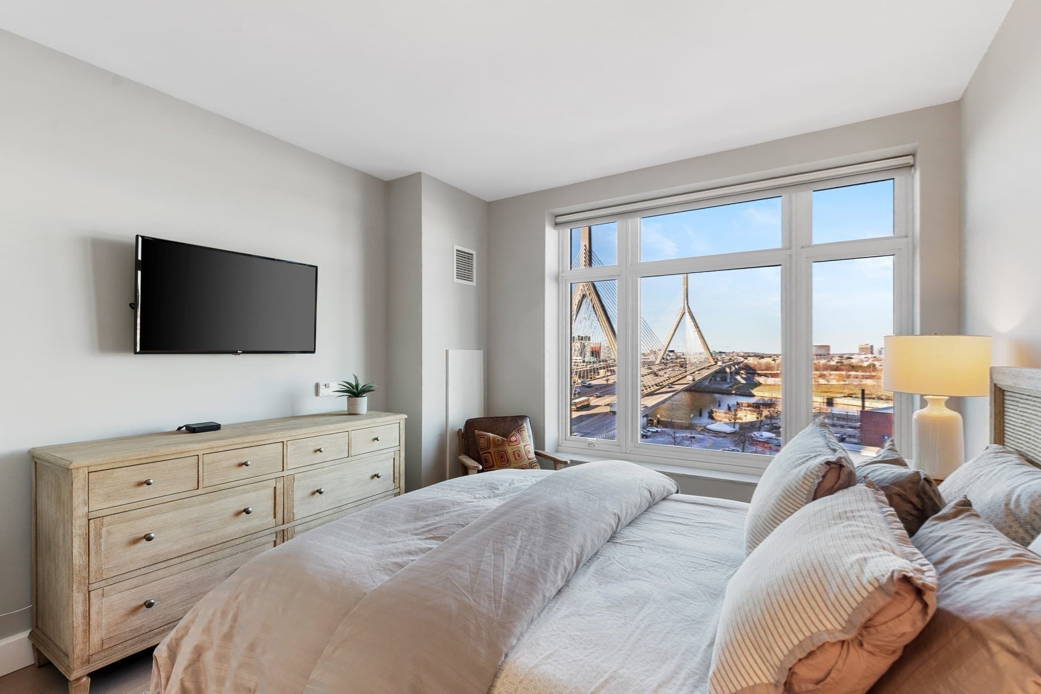 Condominium at 100 Lovejoy Wharf # 9F, Boston MA 02114, photo 7 of 20