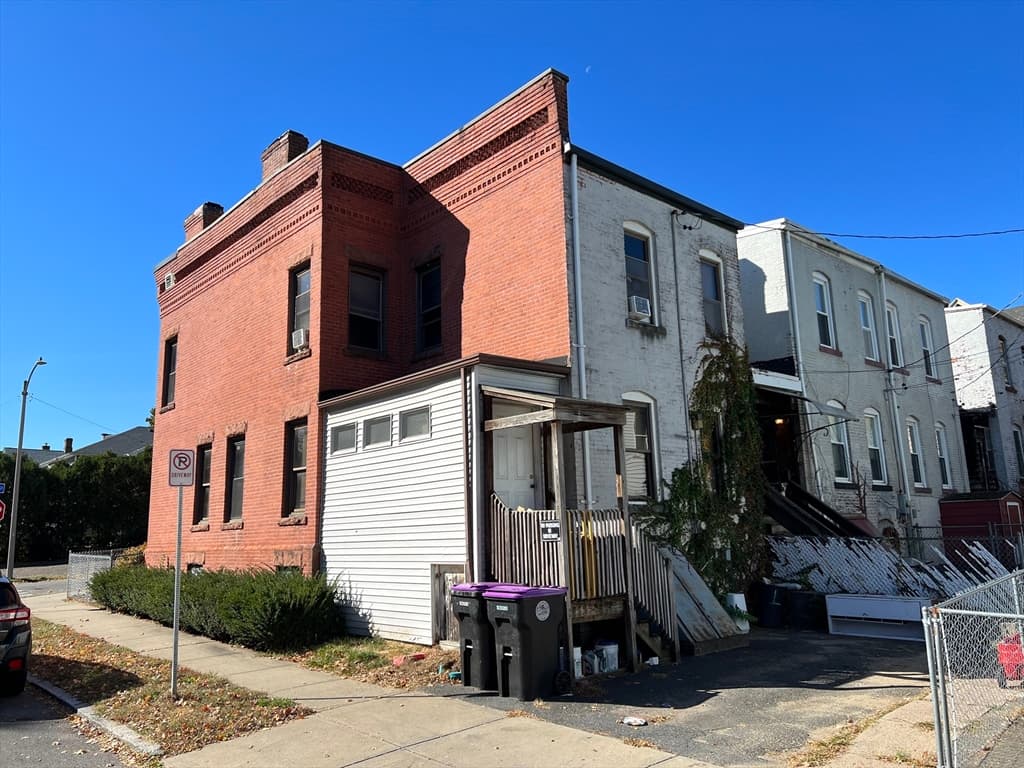 219 Suffolk Street, Holyoke MA 01040 photo 6
