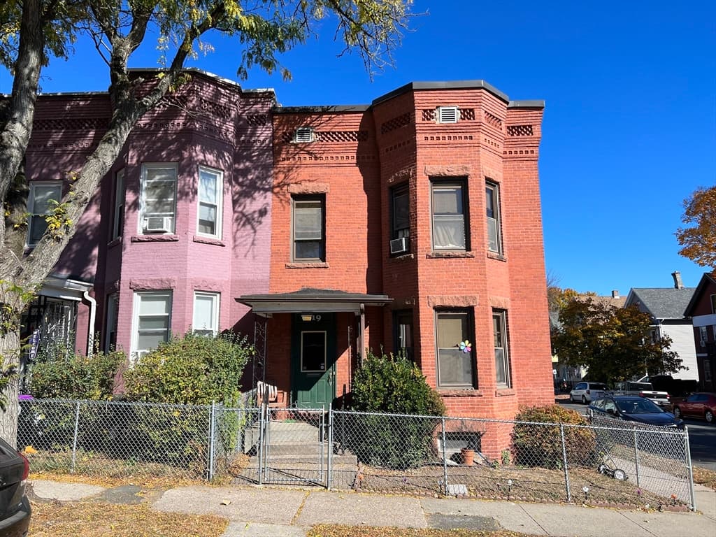 219 Suffolk Street, Holyoke MA 01040