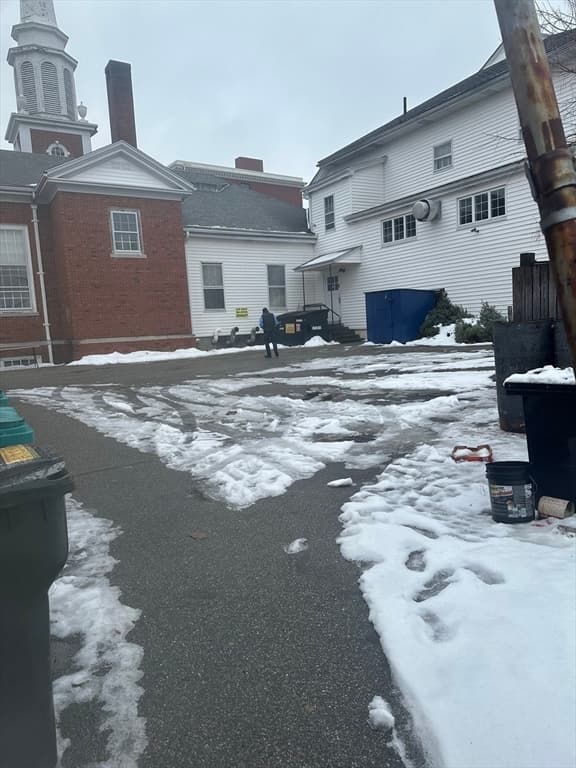 Commercial Sale at 290 Main St, Webster MA 01570, photo 4 of 27