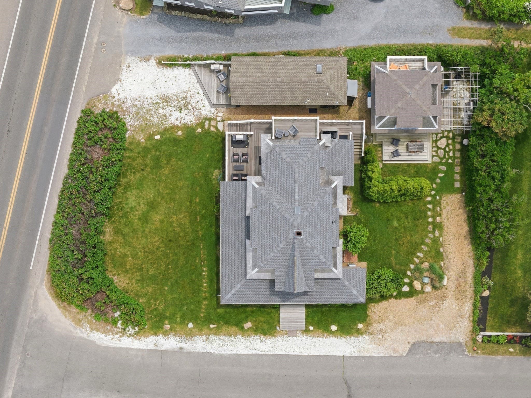 Single Family Residence at 4 Canonicus Ave, Oak Bluffs MA 02557, photo 39 of 42