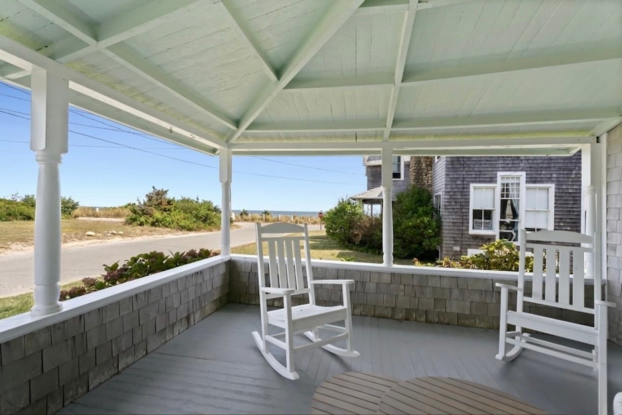 Single Family Residence at 6 Brewster Ave, Oak Bluffs MA 02557, photo 6 of 34