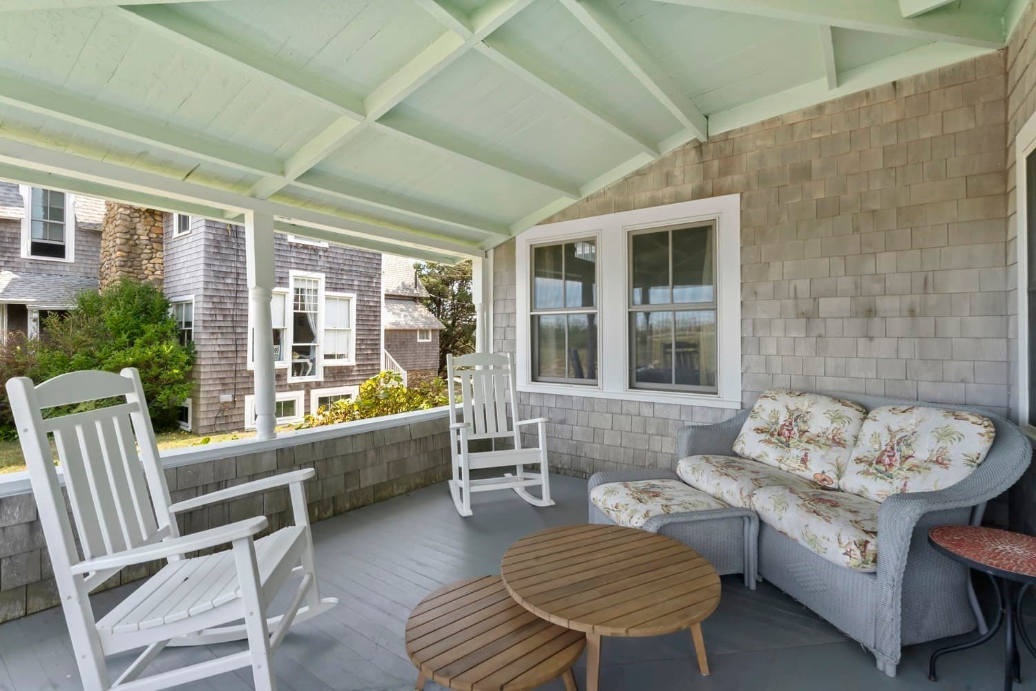 Single Family Residence at 6 Brewster Ave, Oak Bluffs MA 02557, photo 7 of 34