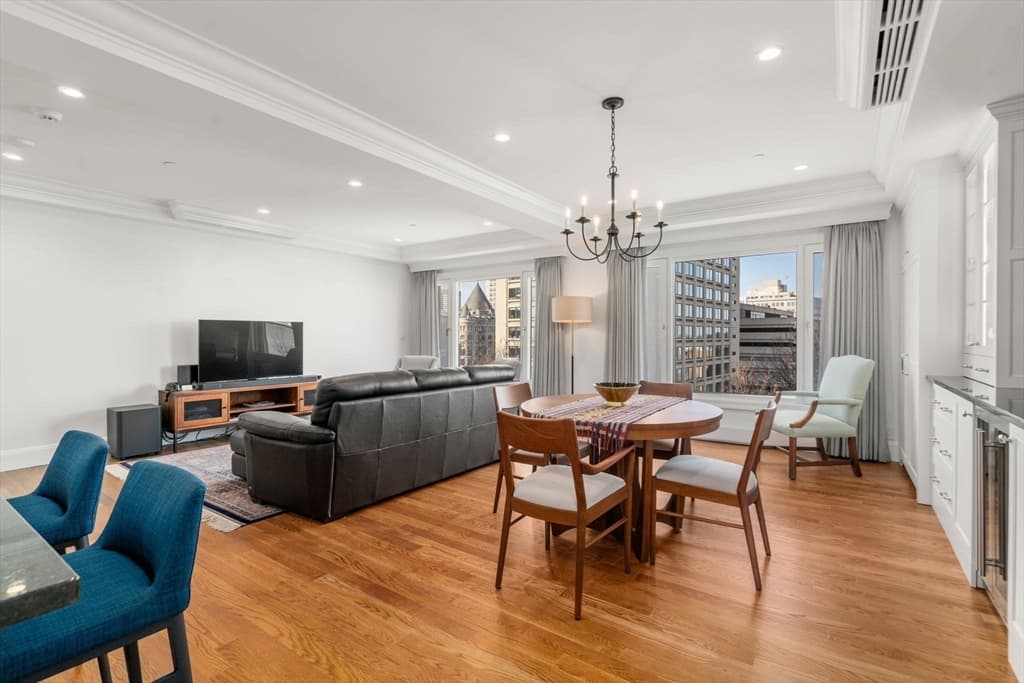 Condominium at 20 Rowes Wharf # 701, Boston MA 02110, photo 3 of 42