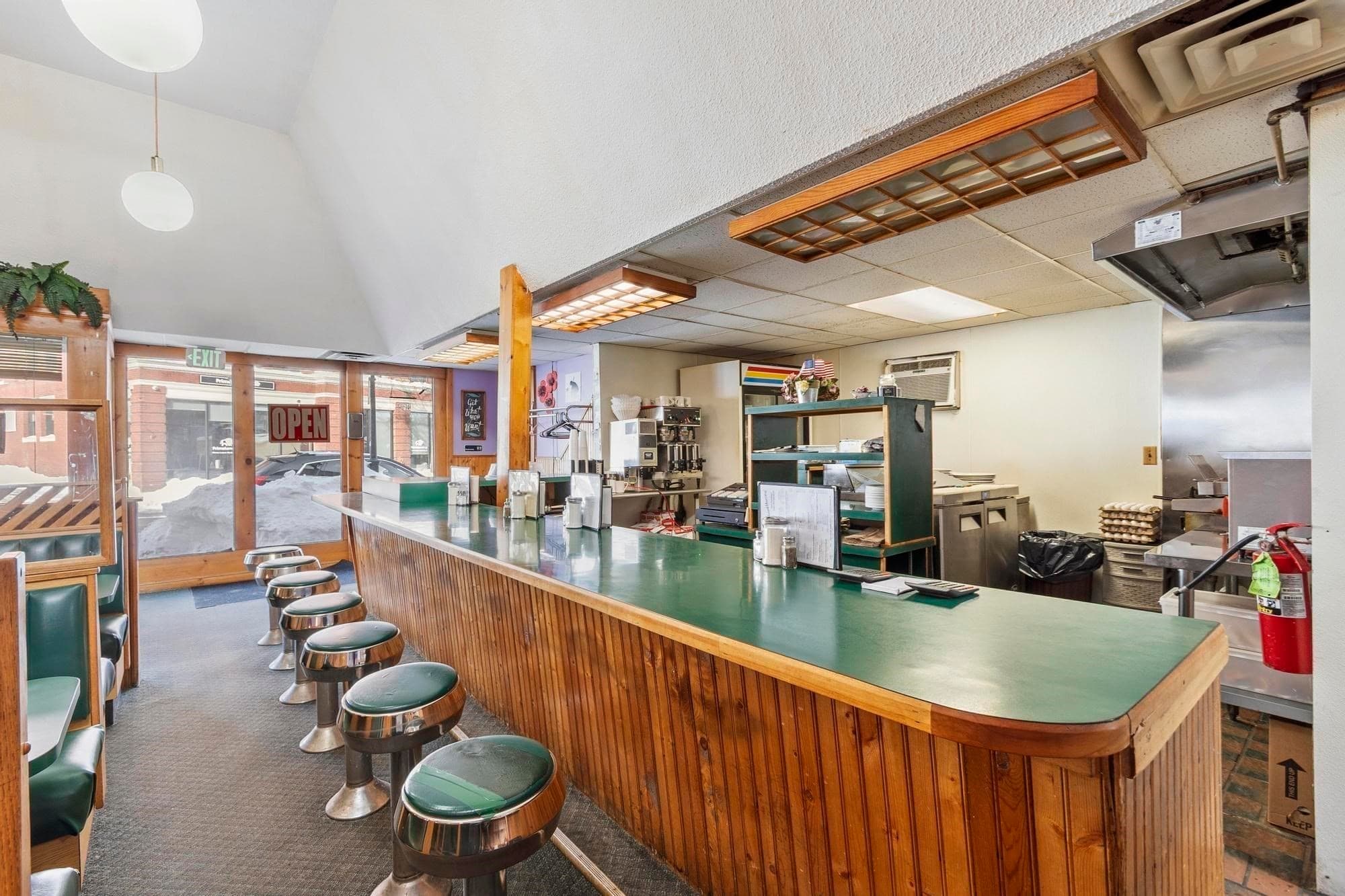 Business Opportunity at 777 Confidential, Methuen MA 01844, Methuen, photo 11 of 28