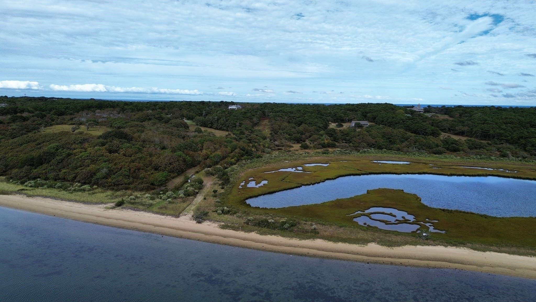 Residential at 9 Maqua Way, Edgartown MA 02539, photo 6 of 10