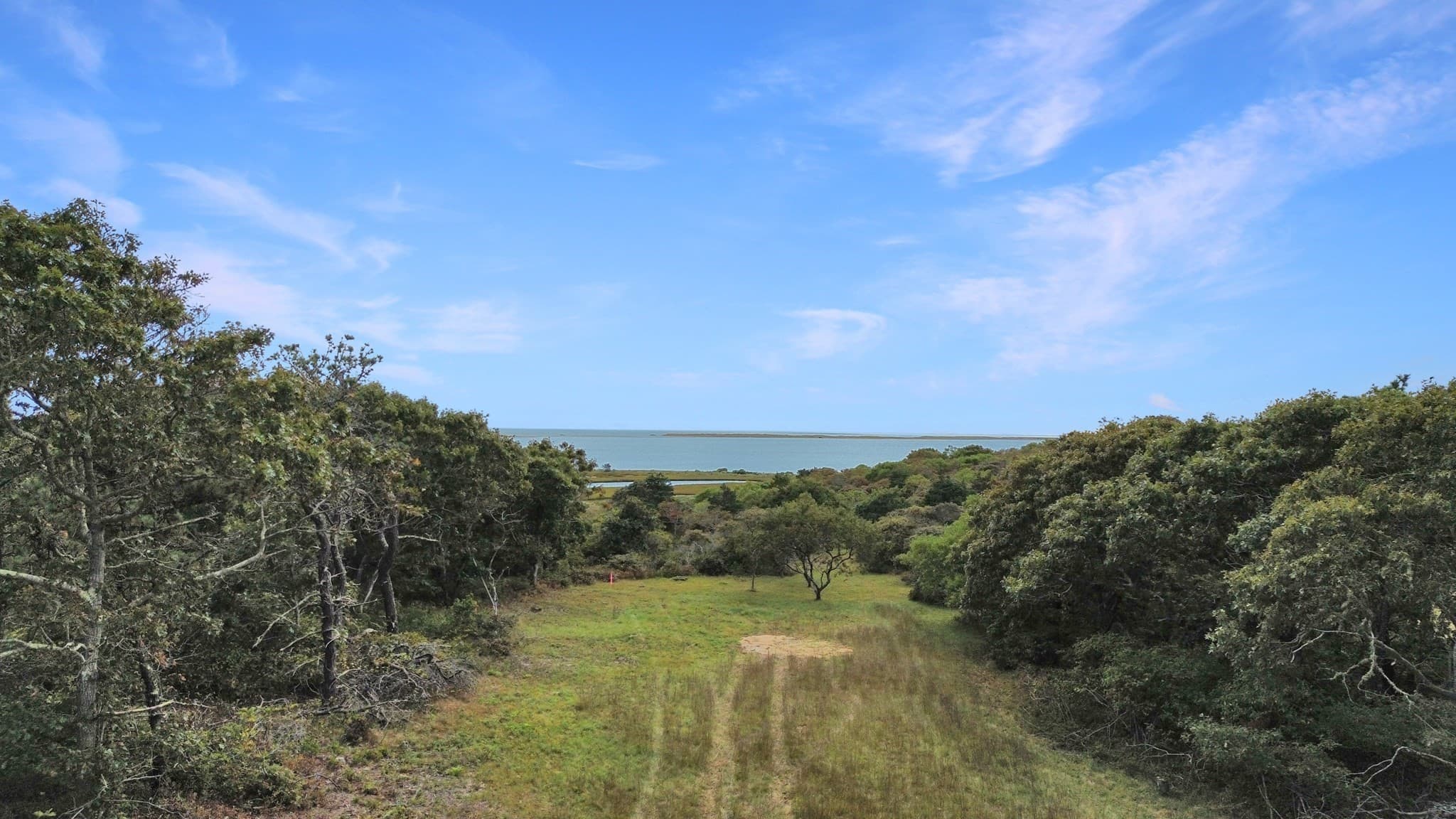 Residential at 9 Maqua Way, Edgartown MA 02539, photo 3 of 10