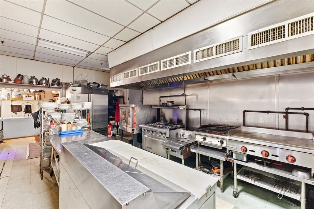 Commercial Sale at 1613-1621 Acushnet Ave, New Bedford MA 02746, New Bedford, photo 18 of 34