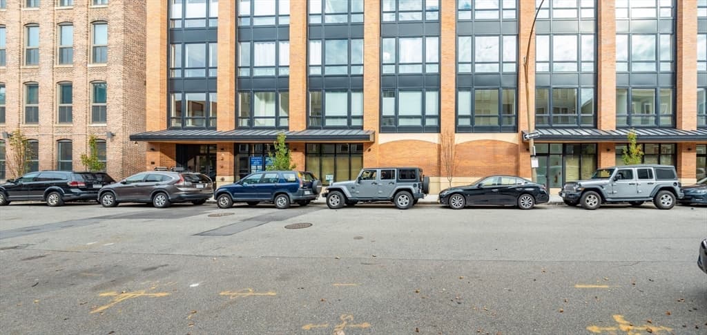 340 West 2nd Street, Boston MA 02127 photo 2