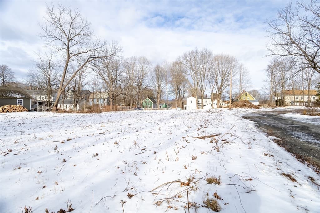 46 Auburn Pl, Athol MA 01364 photo 13