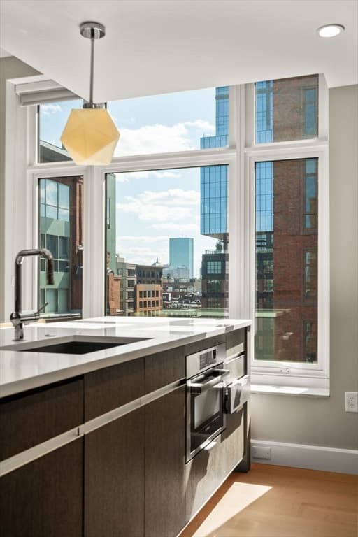 Condominium at 100 Lovejoy # 11K, Boston MA 02114, photo 4 of 26