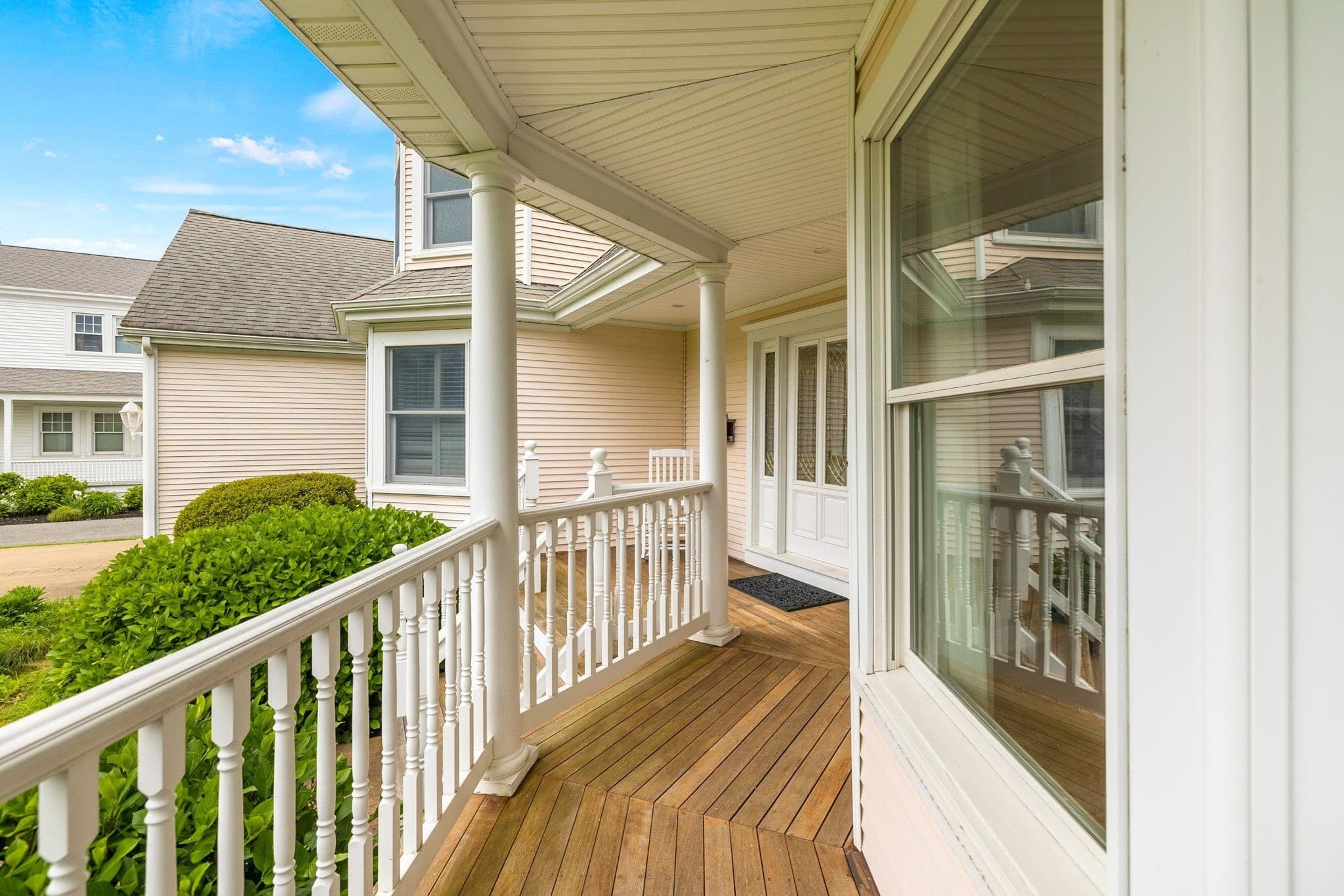 Single Family Residence at 276 Shore St, Falmouth MA 02540, photo 5 of 41