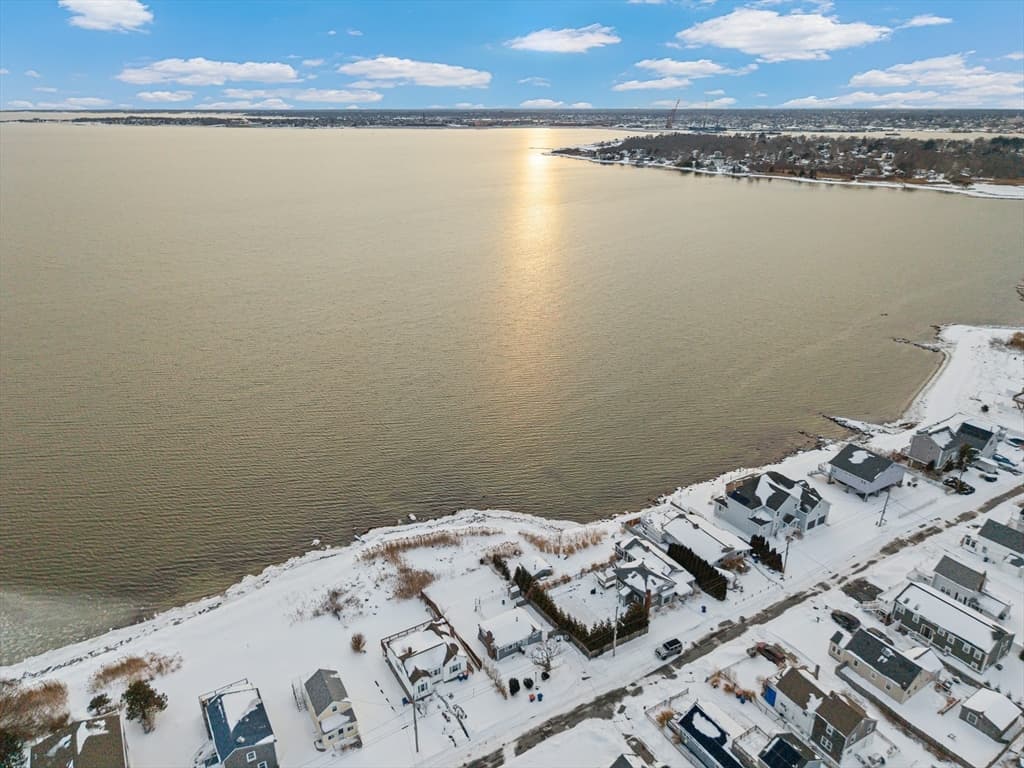 27 Bayview Ave, Fairhaven MA 02719 photo 14