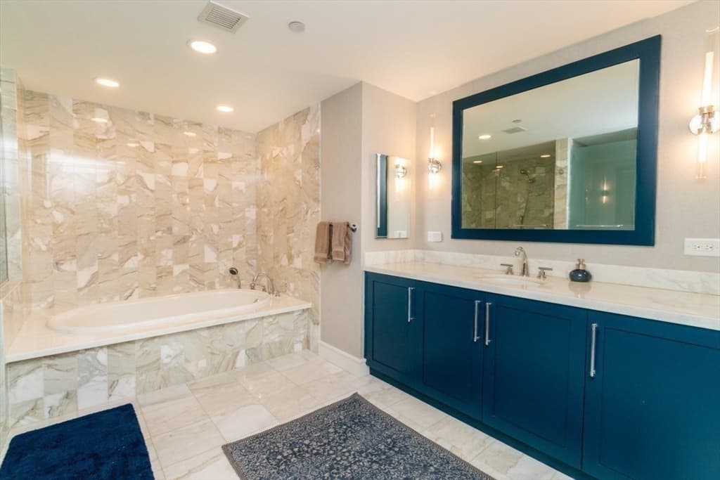 Condominium at 2 Battery Wharf # 2508, Boston MA 02109, photo 16 of 24